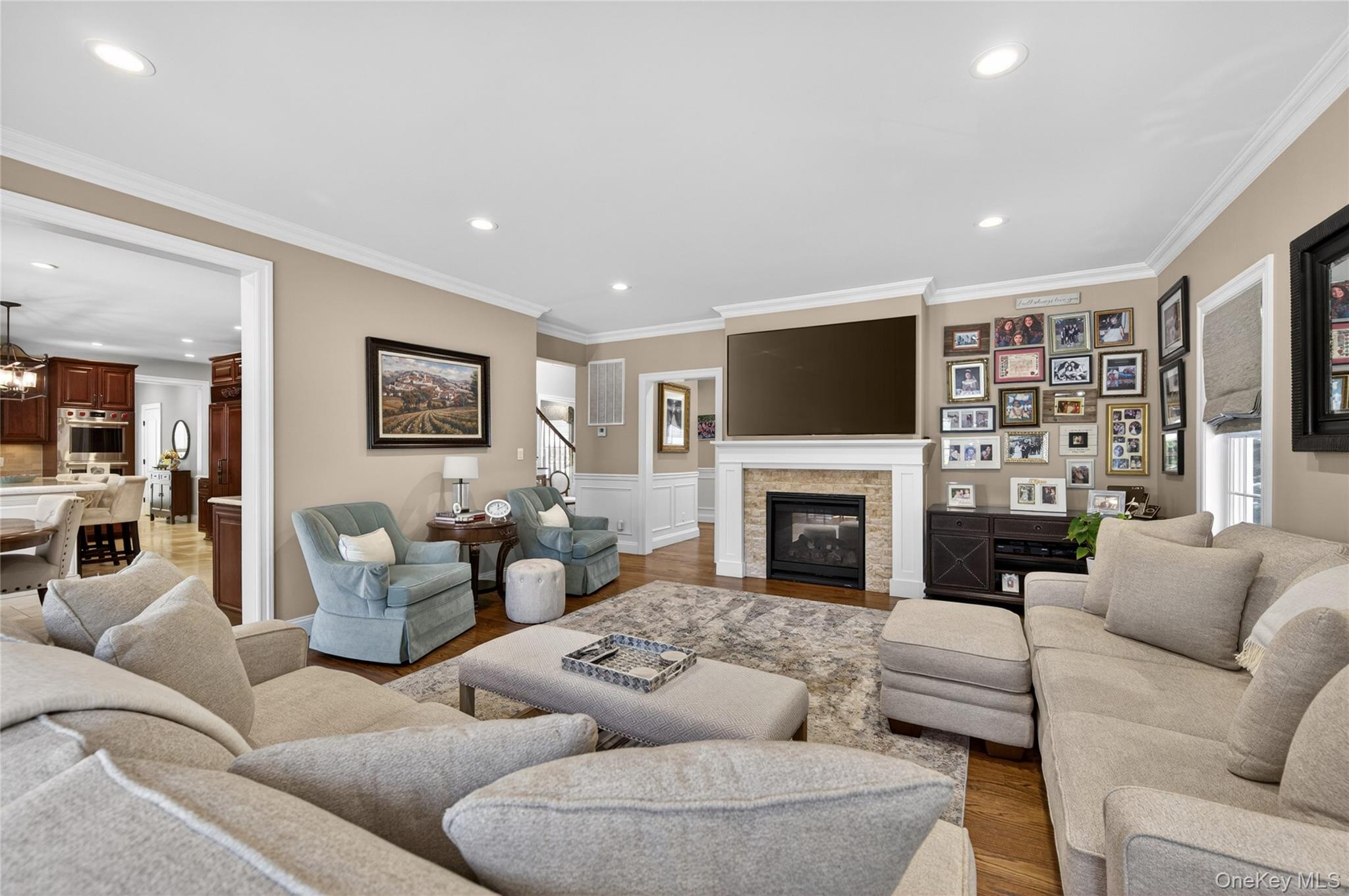 261 Harbor Road Cold Spring Harbor, NY 11724 - Photo 10 of 43