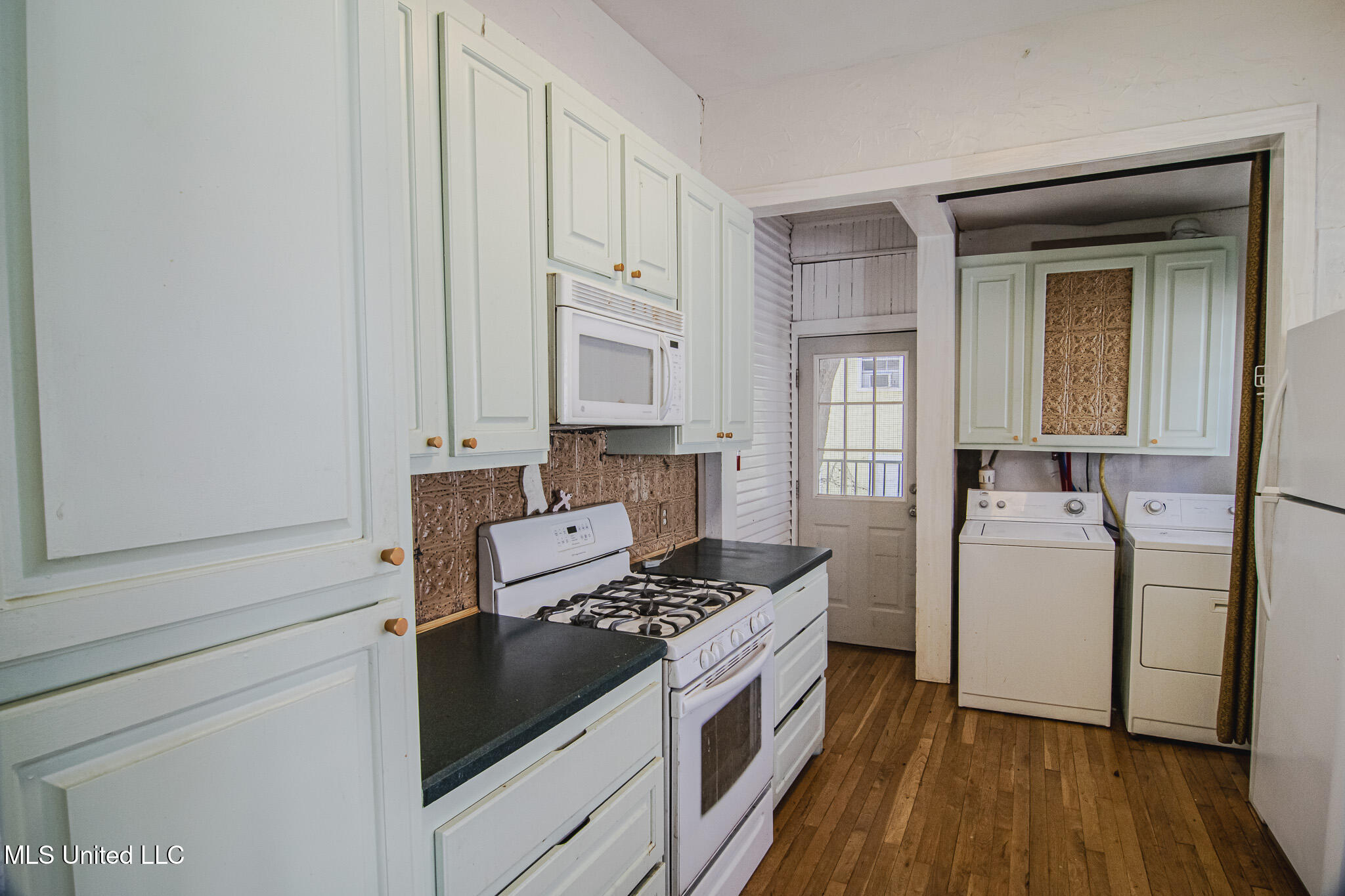 809 North Congress Street Jackson, MS 39202 - Photo 10 of 26 DSC_0129