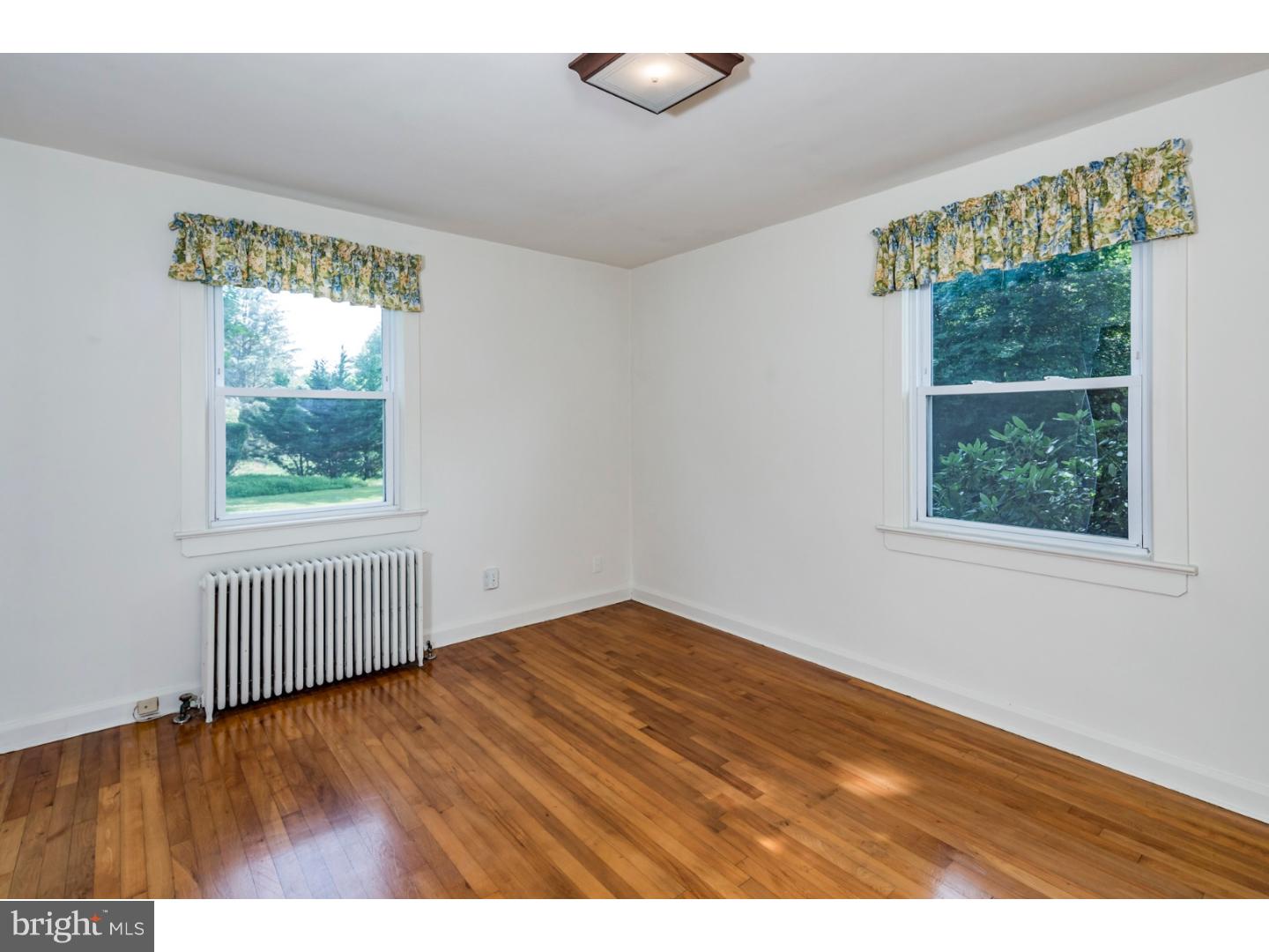 105 Blackwell Road Pennington, NJ 08534 - Photo 11 of 25