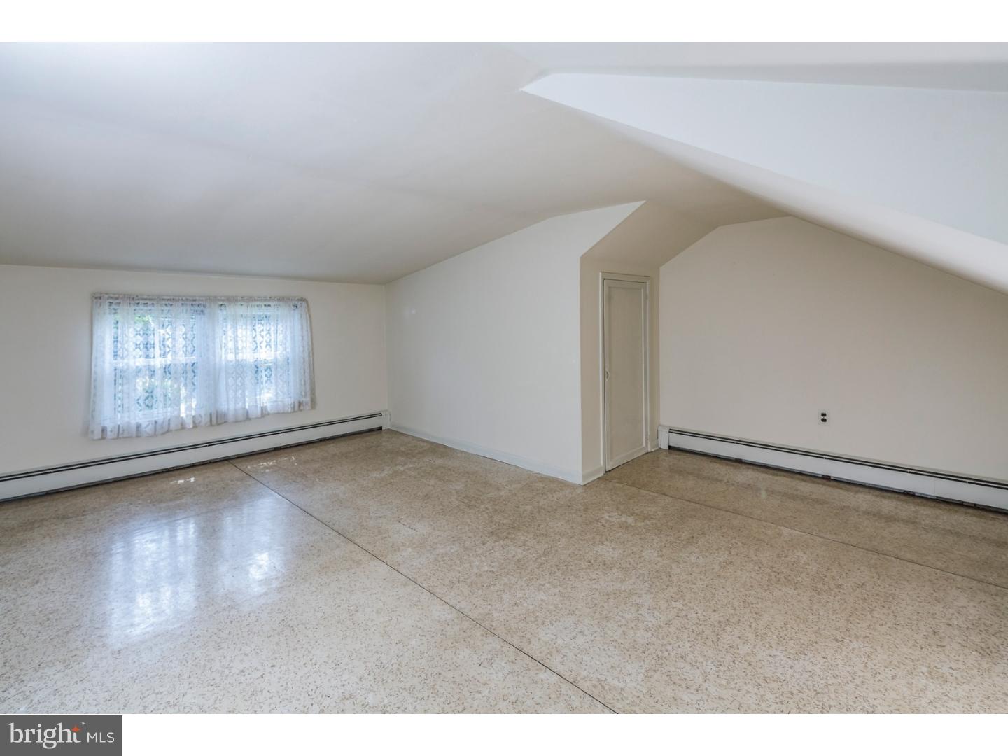 105 Blackwell Road Pennington, NJ 08534 - Photo 16 of 25