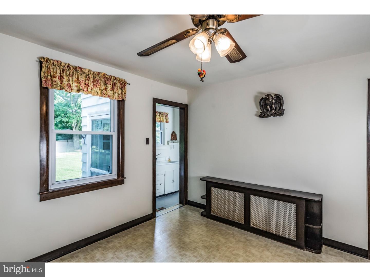 105 Blackwell Road Pennington, NJ 08534 - Photo 7 of 25