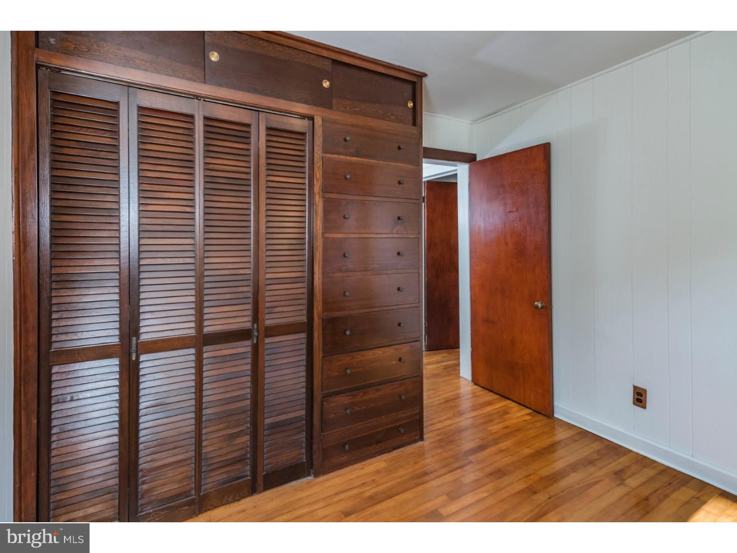 105 Blackwell Road Pennington, NJ 08534 - Photo 10 of 25