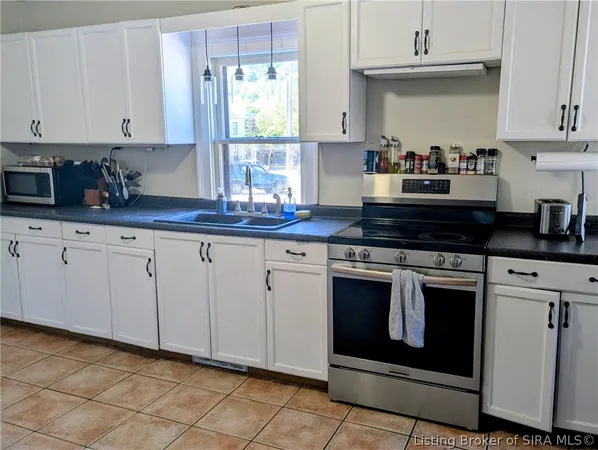 $319,900 | 520 West Street, Madison, IN 47250