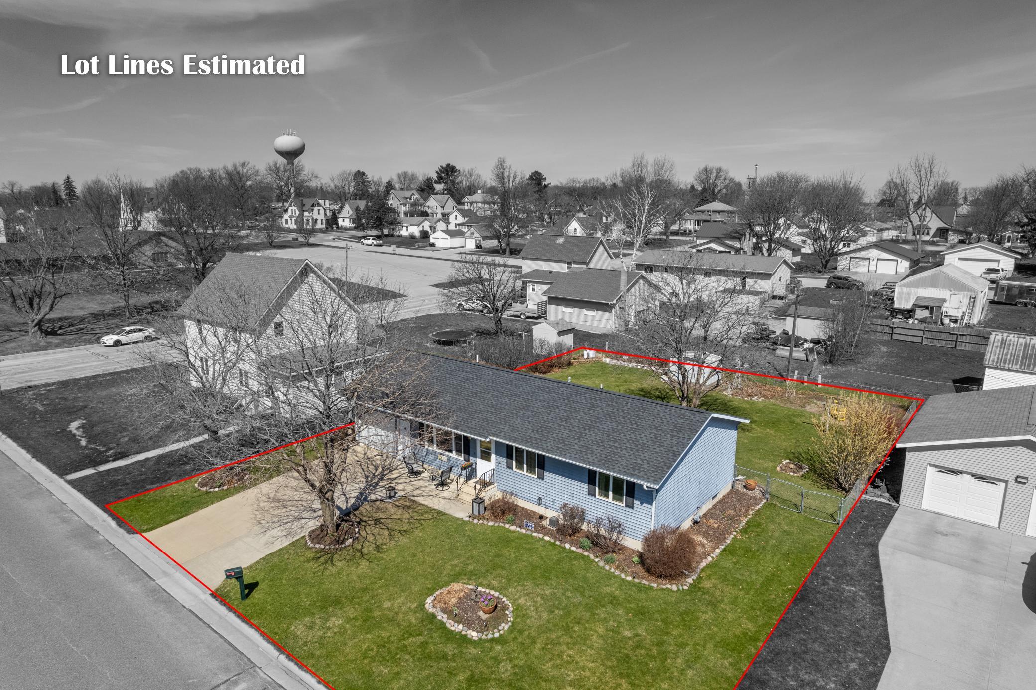 217 East Grant Street Caledonia, MN 55921 - Photo 3 of 26