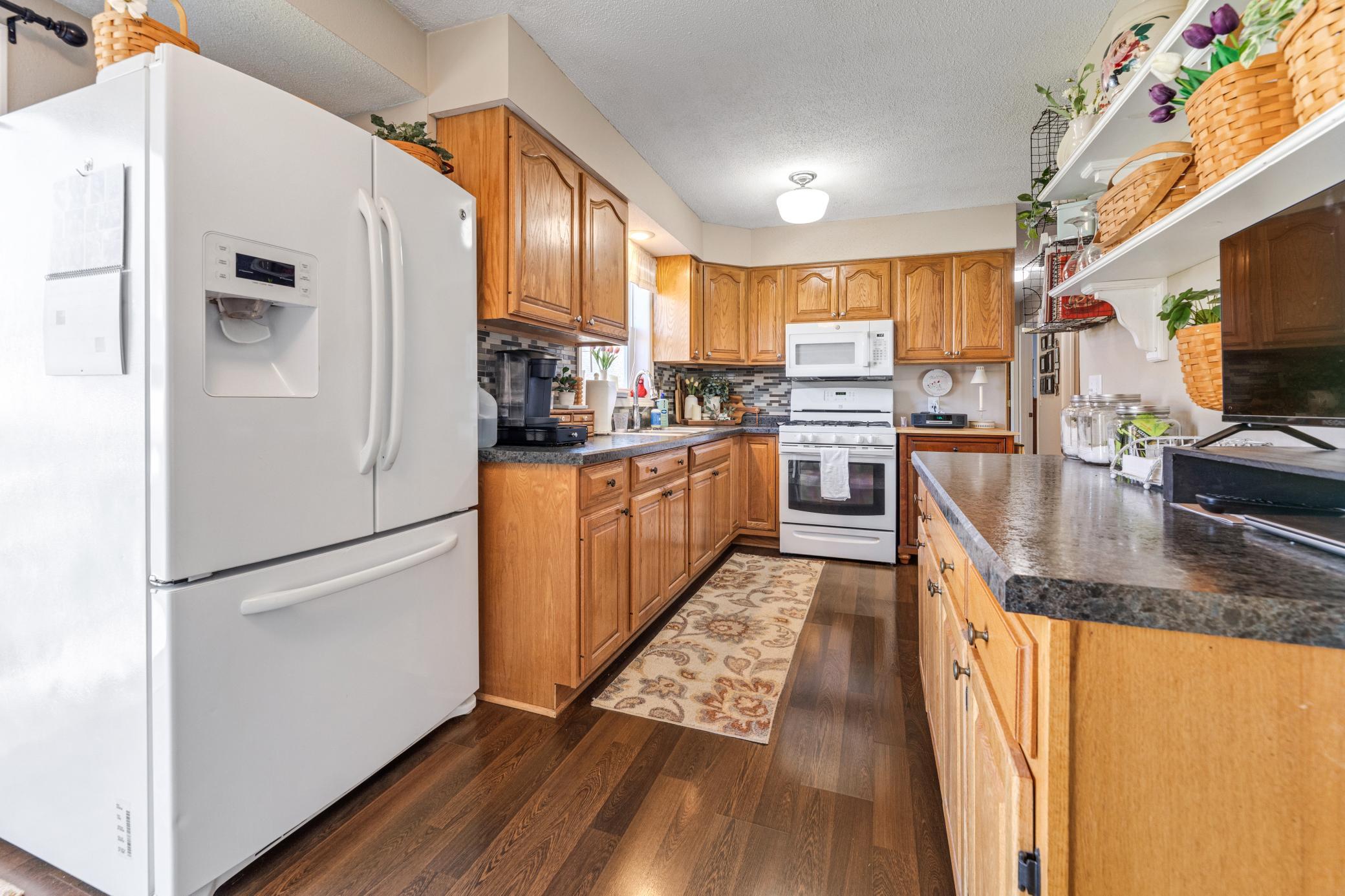 217 East Grant Street Caledonia, MN 55921 - Photo 7 of 26