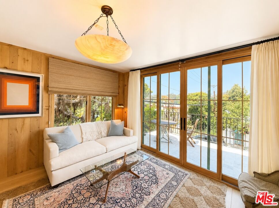 254 Mabery Road Santa Monica, CA 90402 - Photo 10 of 15