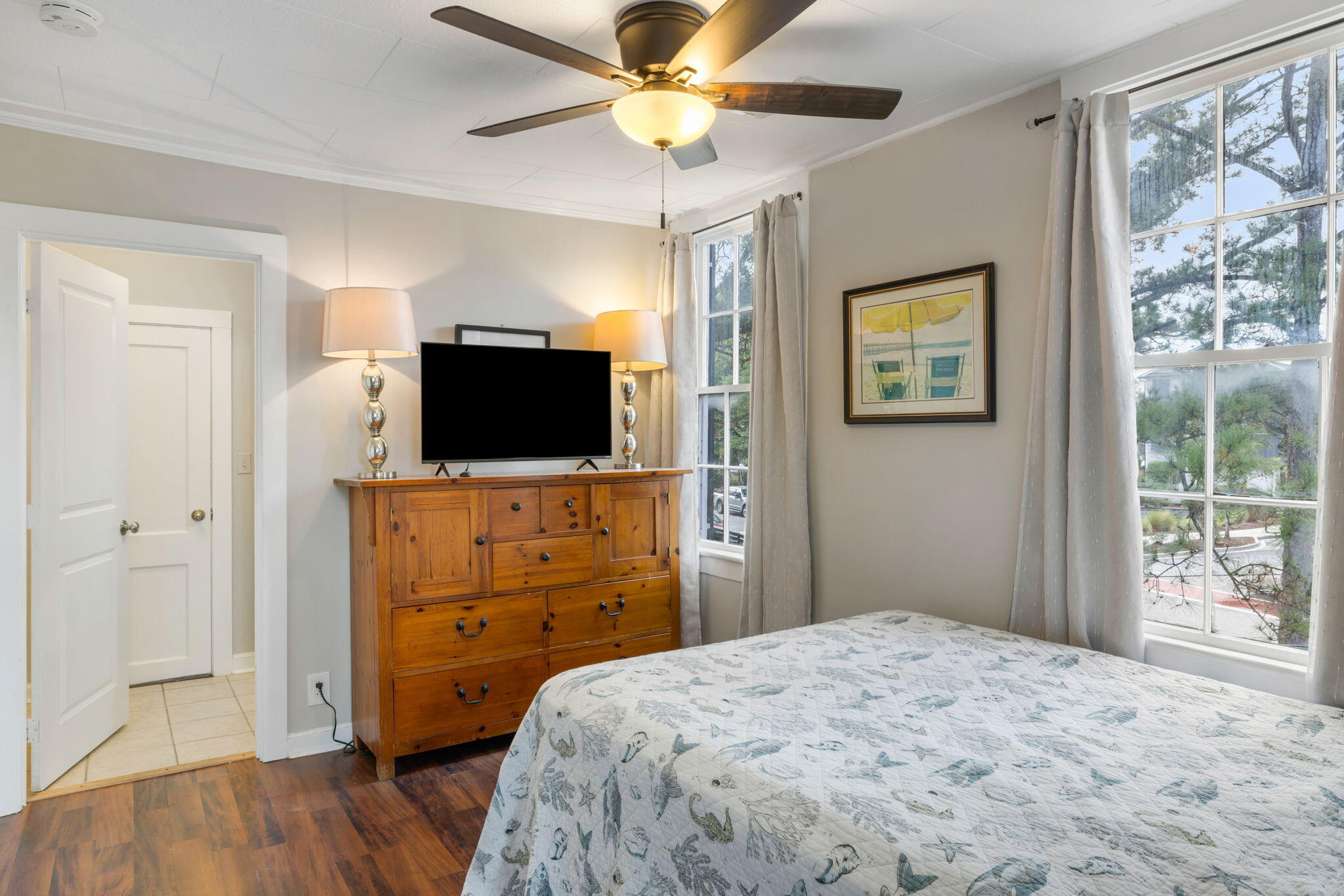 725 King Street Mount Pleasant, SC 29464 - Photo 32 of 51 33-web-or-mls-Coastal RE photo - 725 Kin