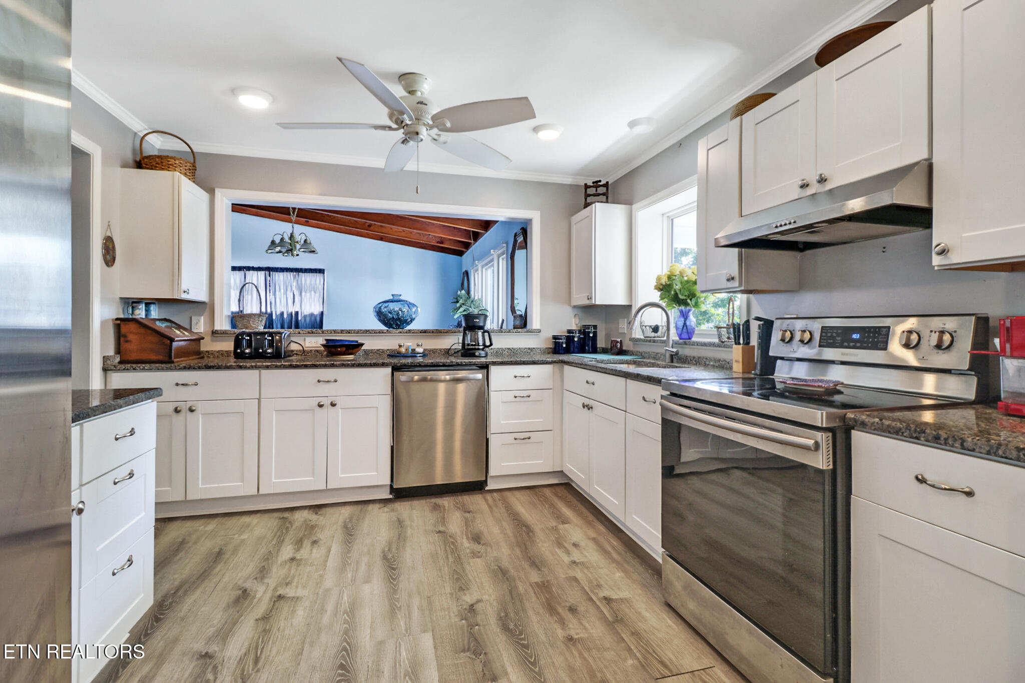 107 Townsend Road Oak Ridge, TN 37830 - Photo 14 of 21 if1a6215-if1a6219