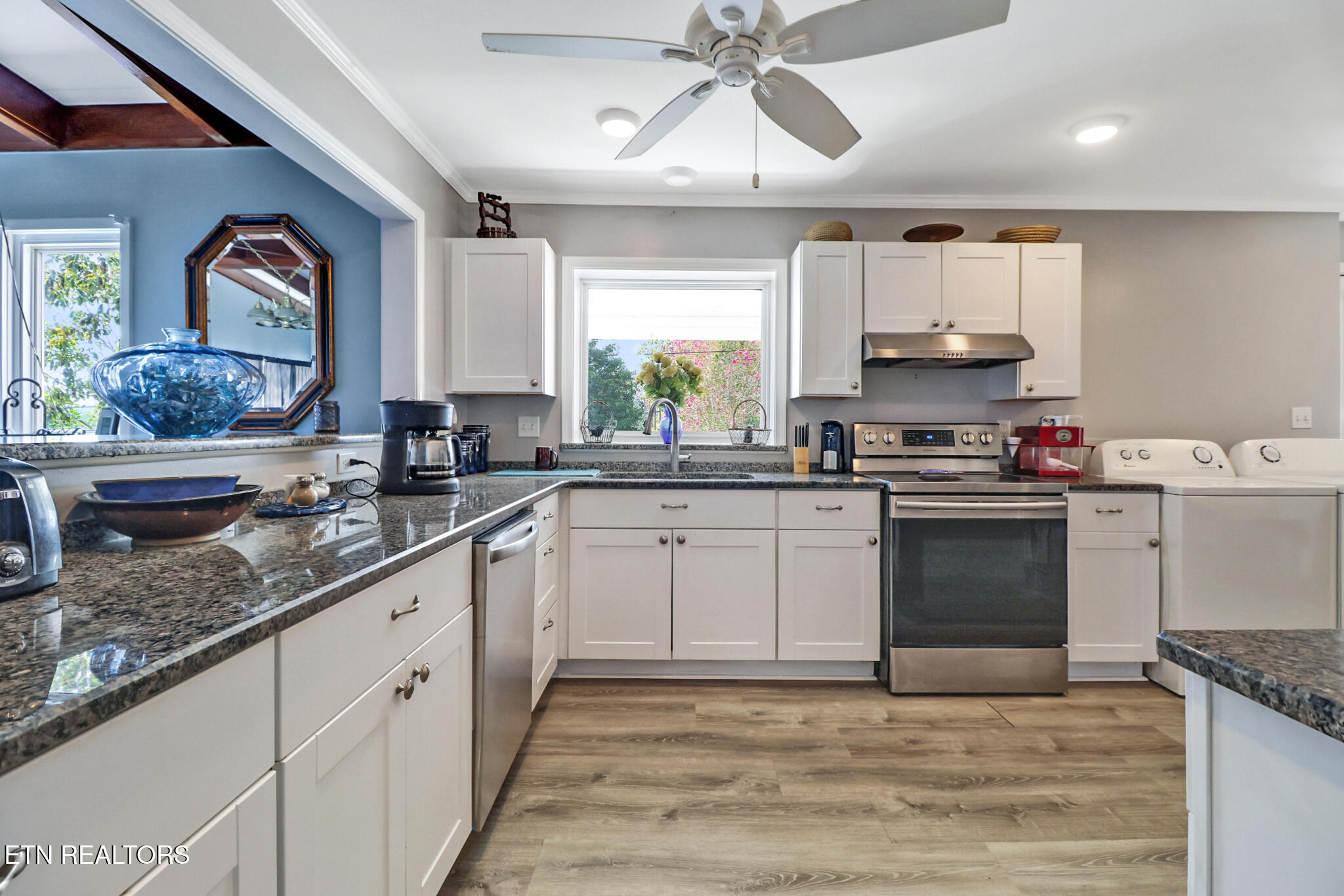 107 Townsend Road Oak Ridge, TN 37830 - Photo 16 of 21 if1a6225-if1a6229