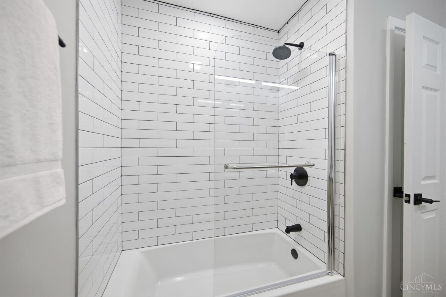 8801 Plainfield Road Cincinnati, OH 45236 - Photo 39 of 63