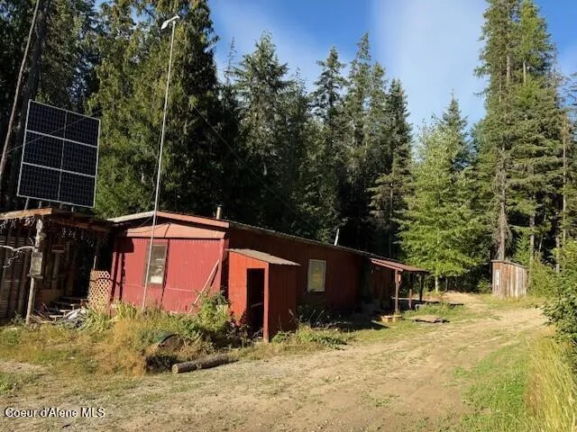 $250,000 | 922 Cottonwood Road, Priest River, ID 83856