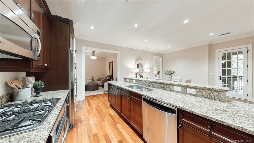 3244 Park Road Charlotte, NC 28209 - Photo 14 of 34