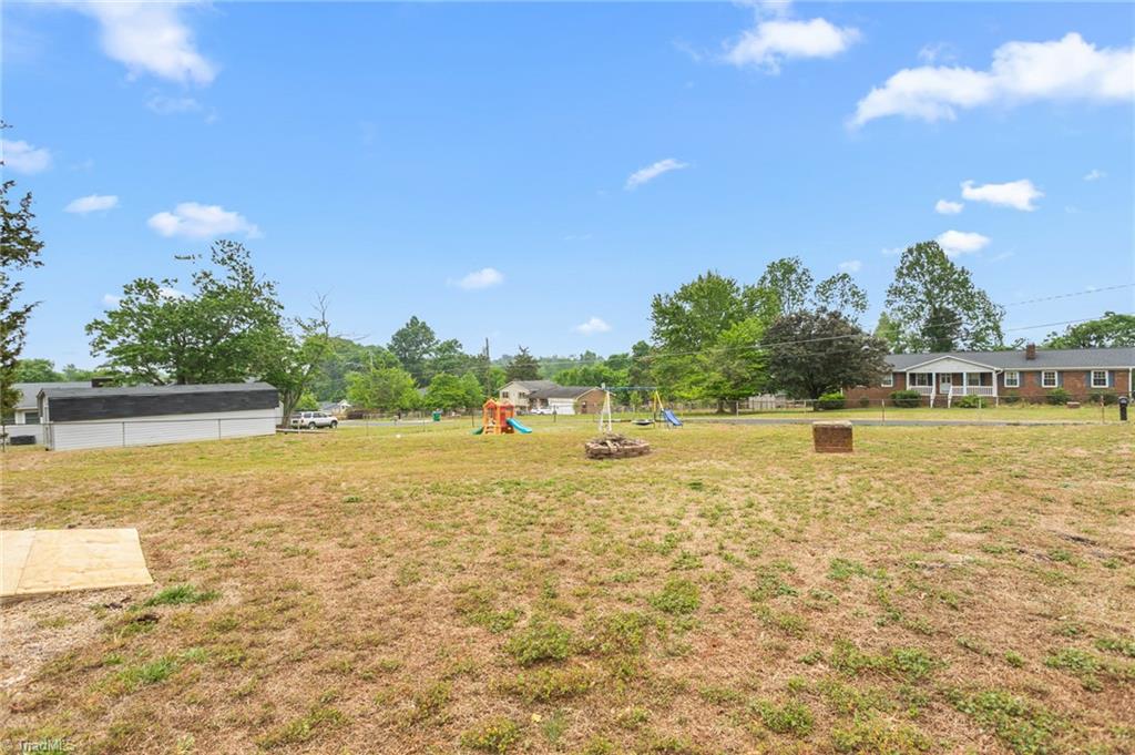 3810 Azalea Lane Trinity, NC 27370 - Photo 33 of 37