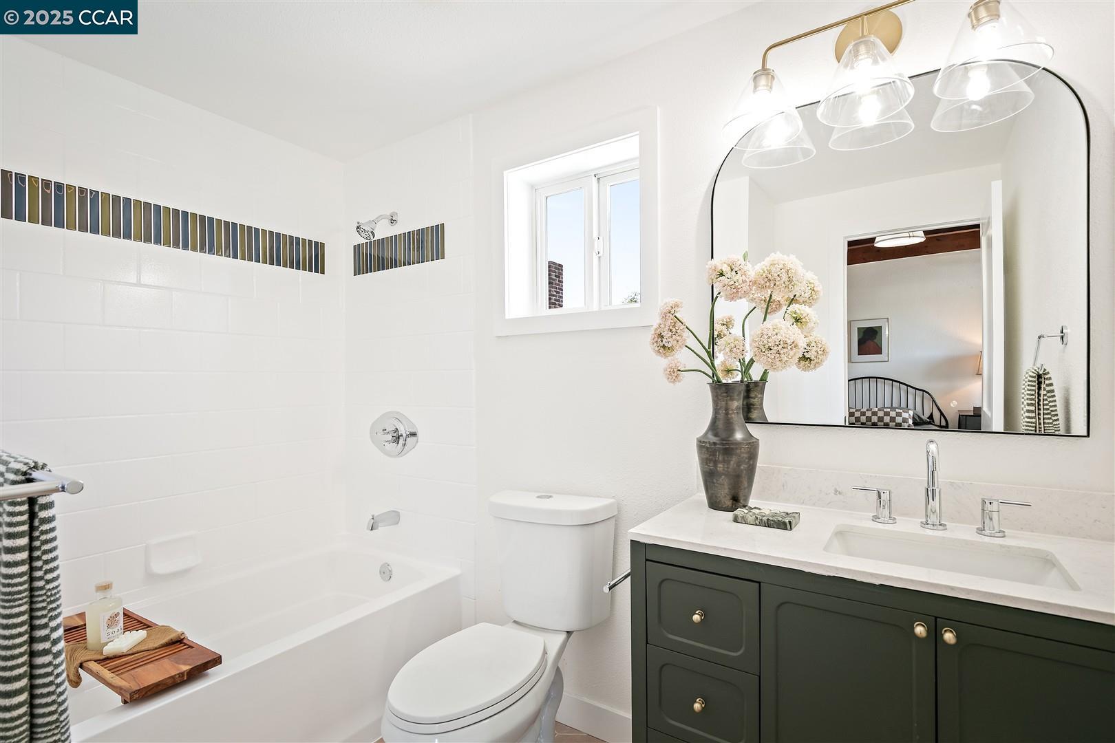 2703 Mathews Street Berkeley, CA 94702 - Photo 23 of 58