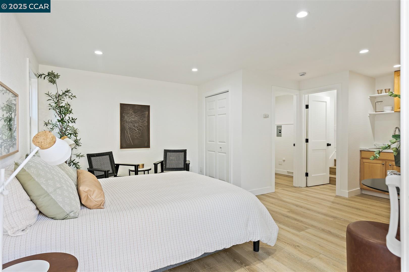 2703 Mathews Street Berkeley, CA 94702 - Photo 27 of 58