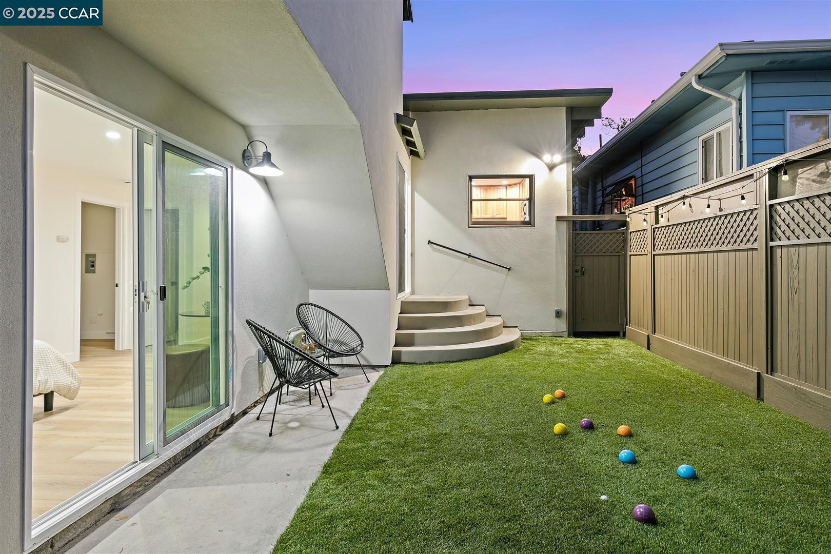 2703 Mathews Street Berkeley, CA 94702 - Photo 34 of 58