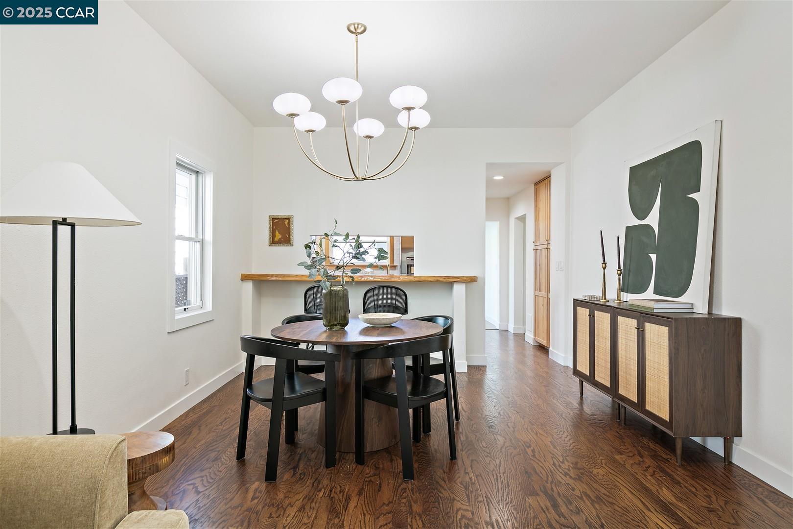 2703 Mathews Street Berkeley, CA 94702 - Photo 6 of 58