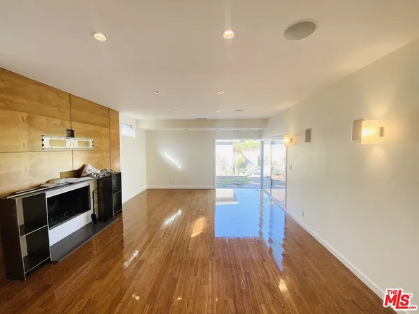 $7,175 | 3392 McLaughlin Avenue, Los Angeles, CA 90066