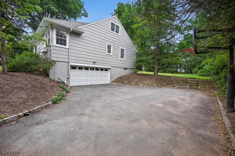 11 Wordsworth Road Short Hills, NJ 07078 - Photo 15 of 44