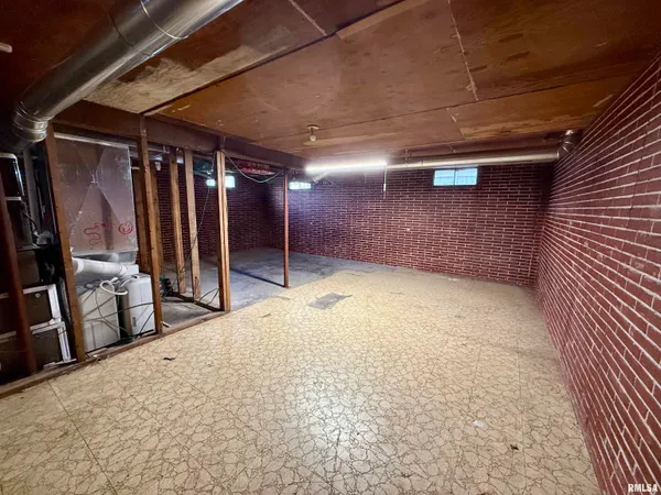 $109,500 | 194 Lakeview Drive, Wataga, IL 61488