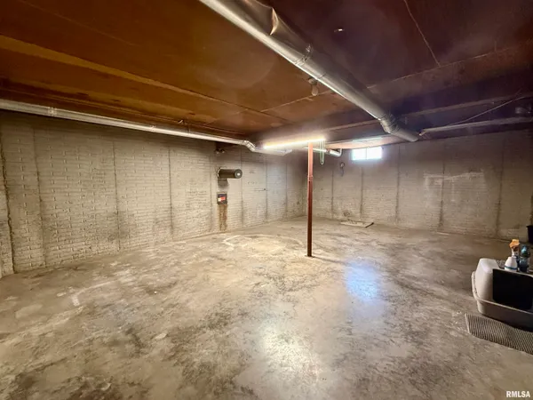 $109,500 | 194 Lakeview Drive, Wataga, IL 61488