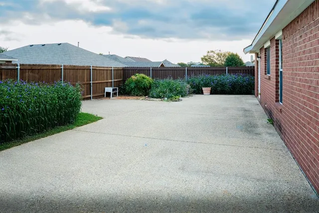 $2,000 | 2129 Bliss Road, Fort Worth, TX 76177