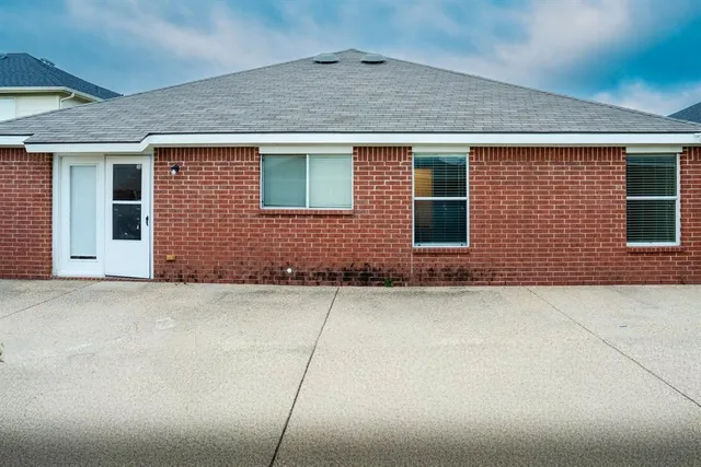 $2,000 | 2129 Bliss Road, Fort Worth, TX 76177