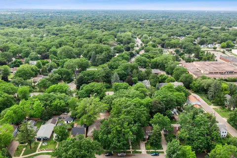 $199,000 | 3331 Beard Avenue North, Robbinsdale, MN 55422