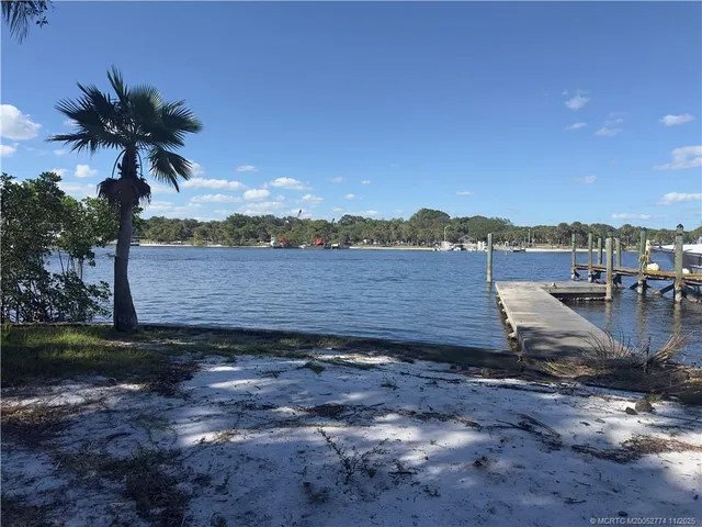 $3,600,000 | 4605 Southeast Williams Way, Stuart, FL 34997