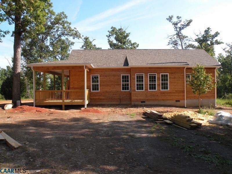 940 Miles Jackson Road Palmyra, VA 22963 - Photo 3 of 4 front view of a house with a patio