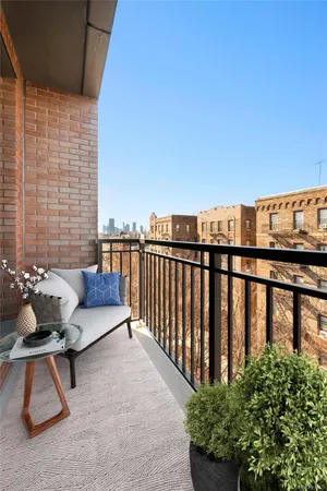 $3,800 | 28-15 35th Street | Astoria