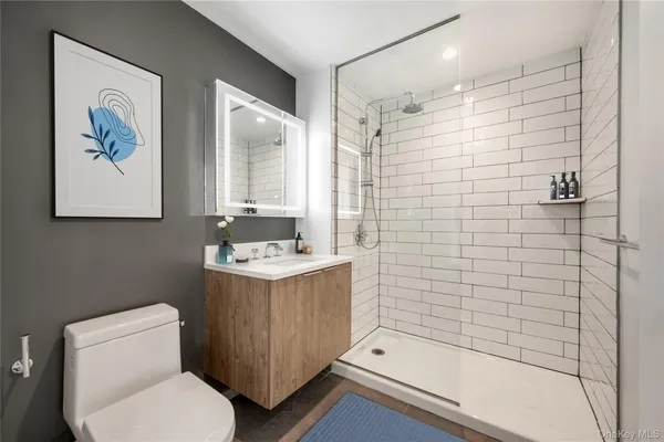 $3,800 | 28-15 35th Street | Astoria