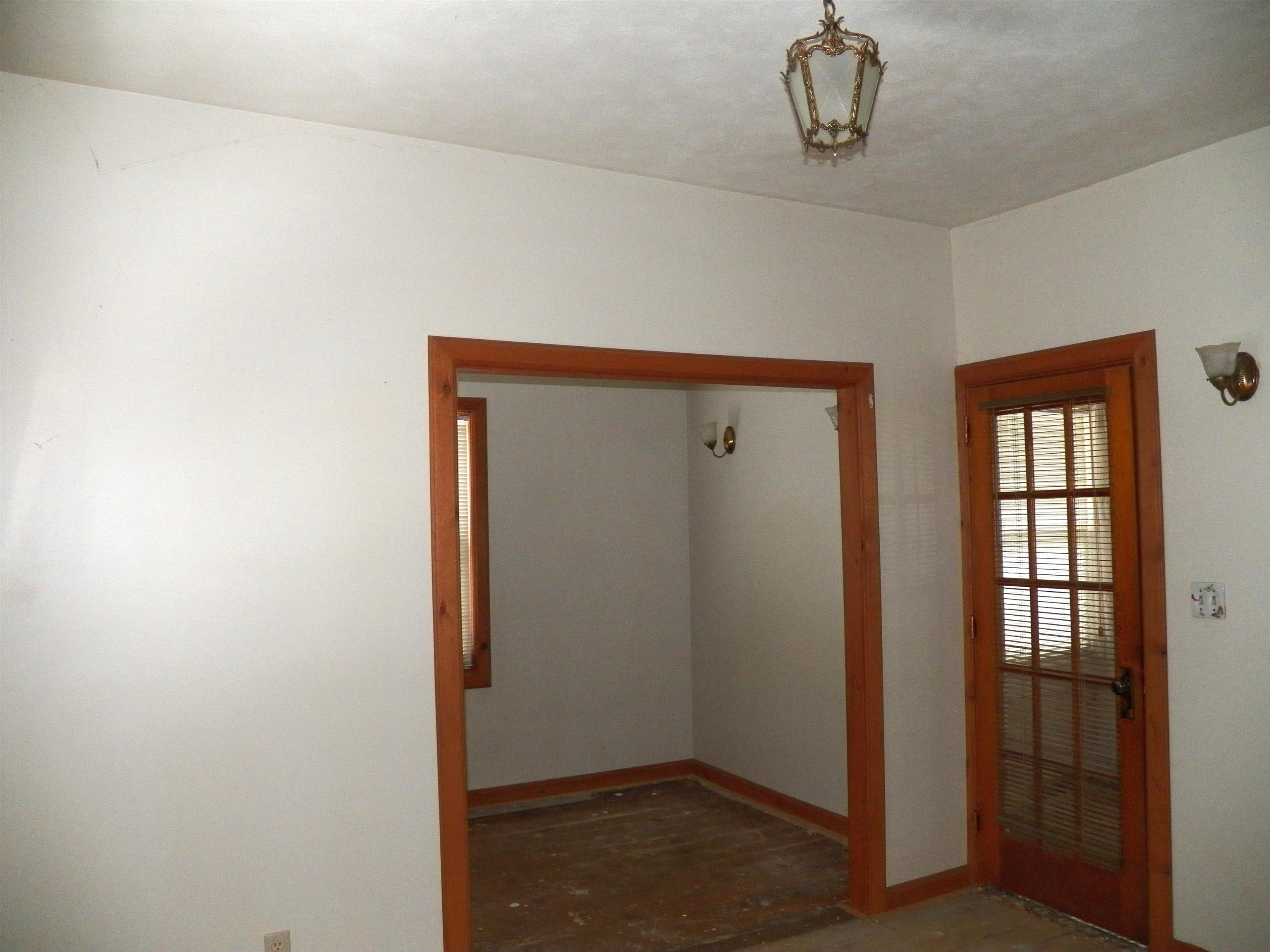 615 Michigan Avenue Oconto, WI 54153 - Photo 5 of 12