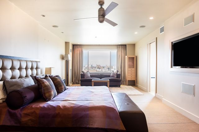 $6,400,000 | 1 Huntington Avenue, Unit PH1702, Boston, MA 02116