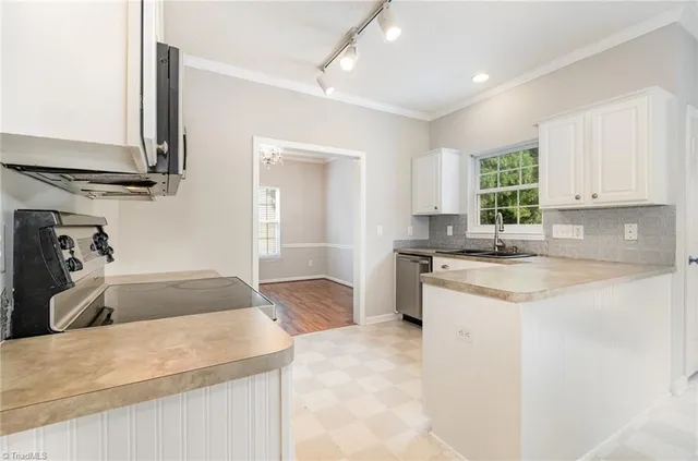 $384,900 | 4794 Silver Creek Drive, Greensboro, NC 27410