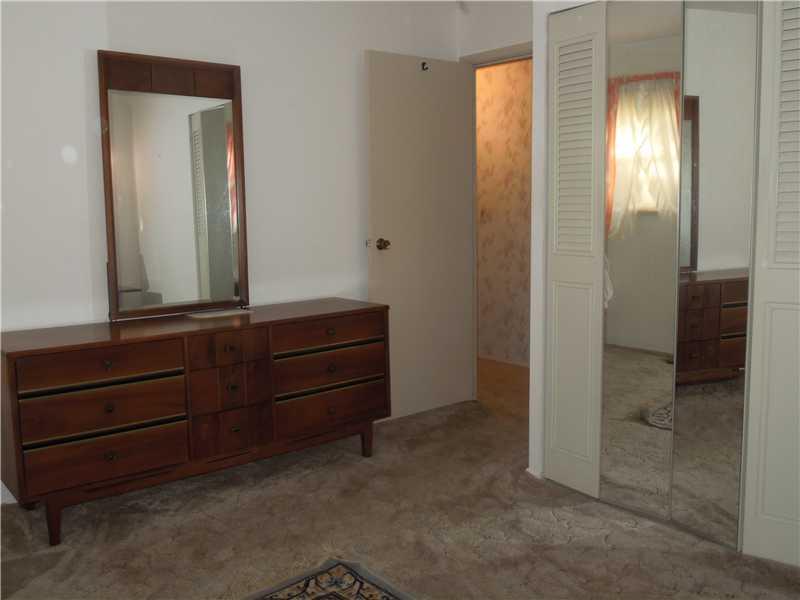 4358 Dubarry Road Indianapolis, IN 46226 - Photo 10 of 20
