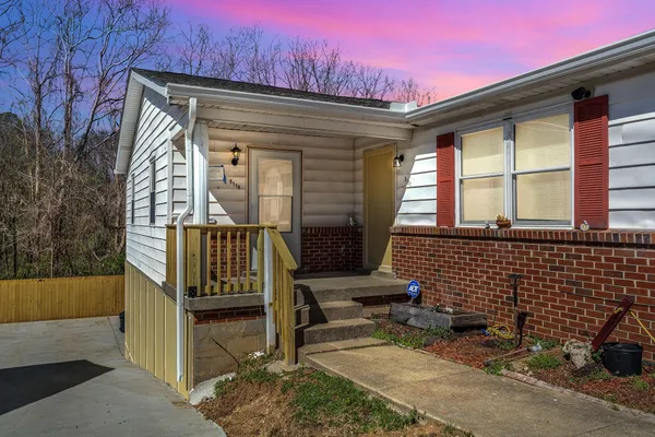 $395,000 | 8115 Bonnafair Drive, Hermitage, TN 37076