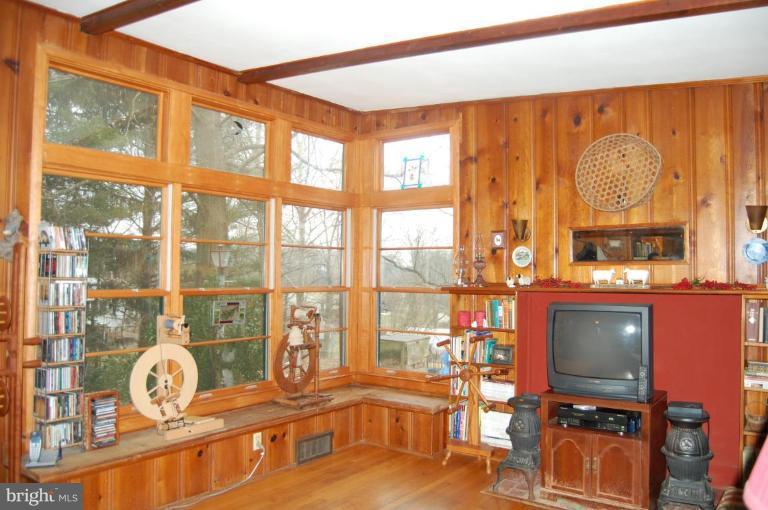 2367 Carrollton Road Westminster, MD 21157 - Photo 7 of 22 a room with furniture and a window