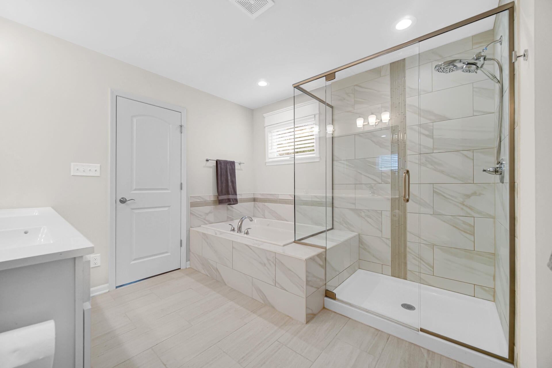 772 Cirque Drive Crown Point, IN 46307 - Photo 11 of 29 1920x1280