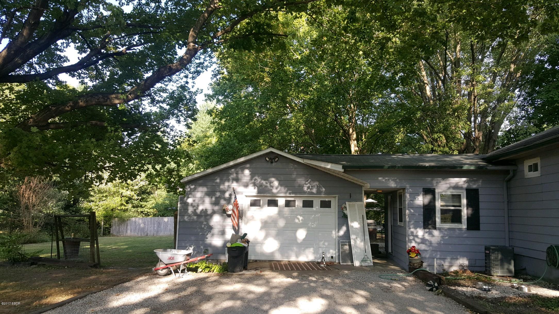 1632 Walnut Hill Road Centralia, IL 62801 - Photo 12 of 23