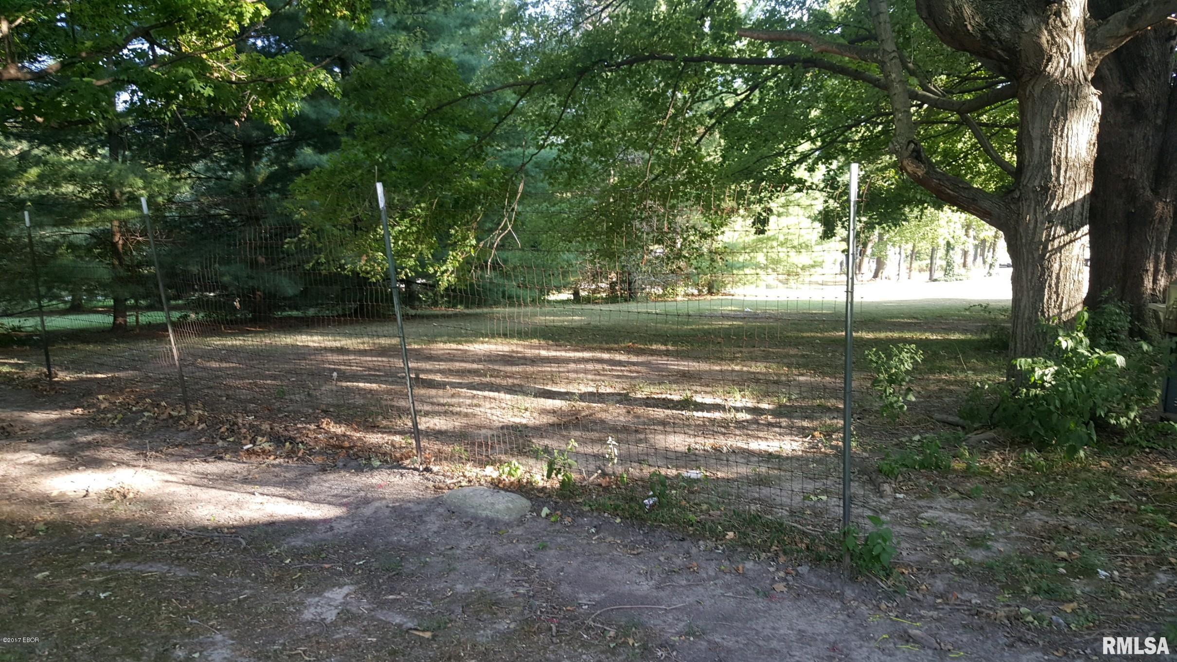 1632 Walnut Hill Road Centralia, IL 62801 - Photo 16 of 23