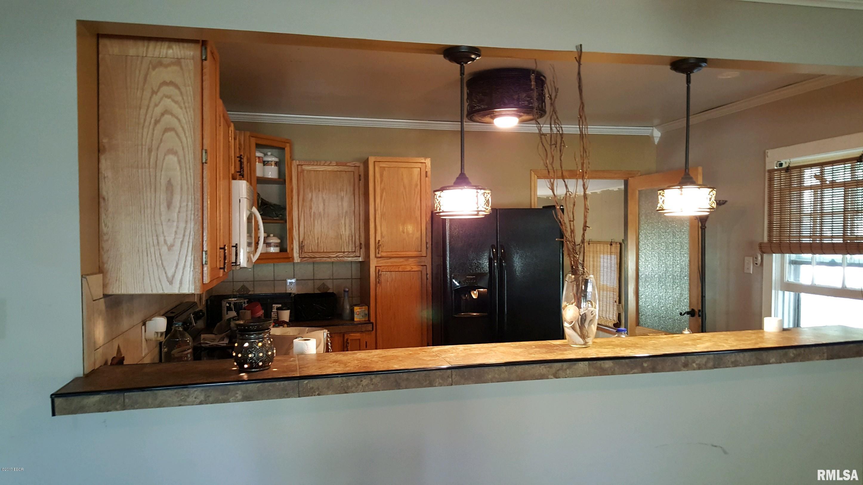 1632 Walnut Hill Road Centralia, IL 62801 - Photo 5 of 23
