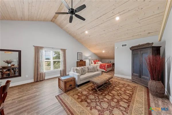 $595,000 | 1006 County Road 280, Cameron, TX 76520