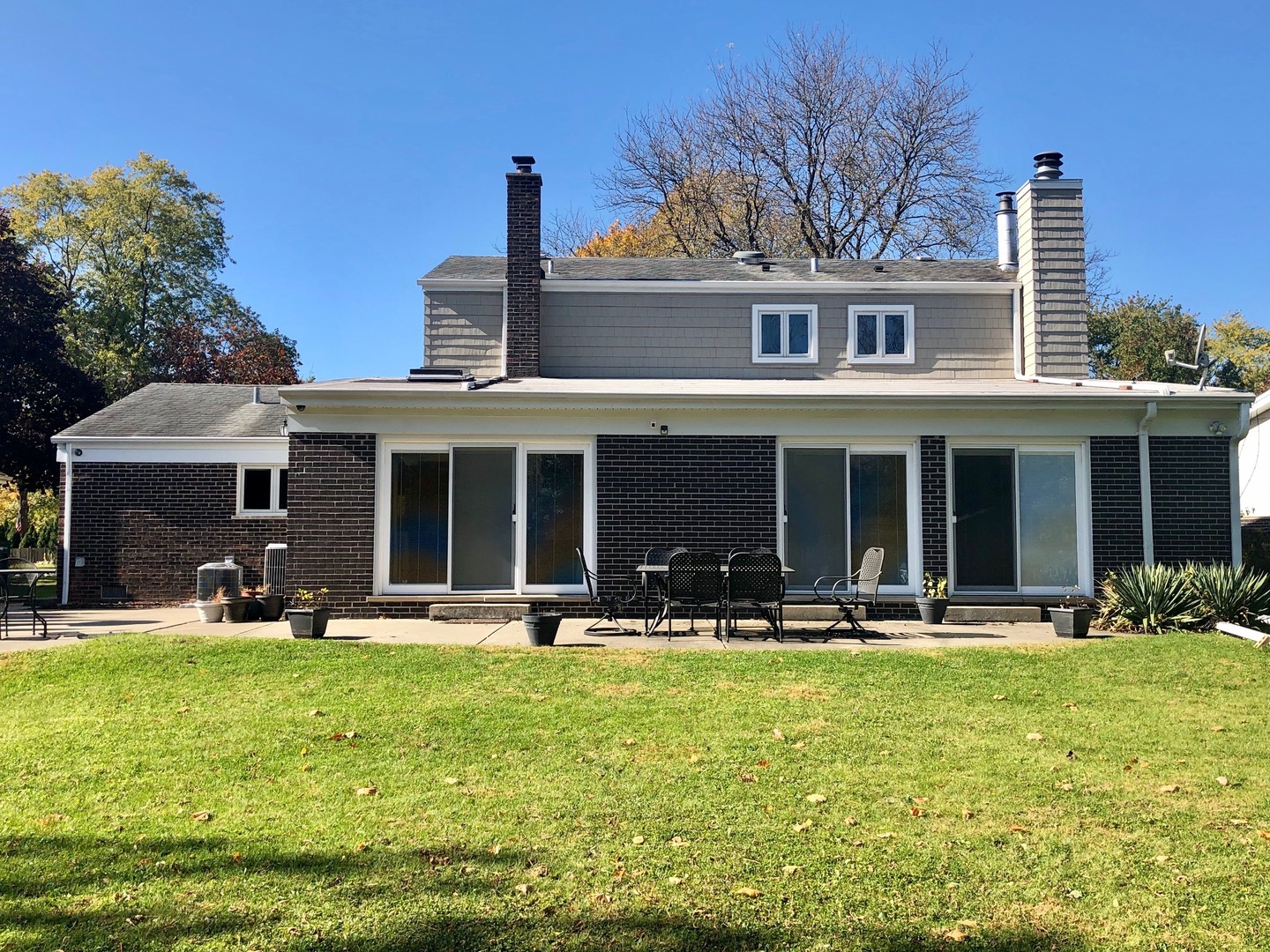 1955 Clover Road Northbrook, IL 60062 - Photo 19 of 20