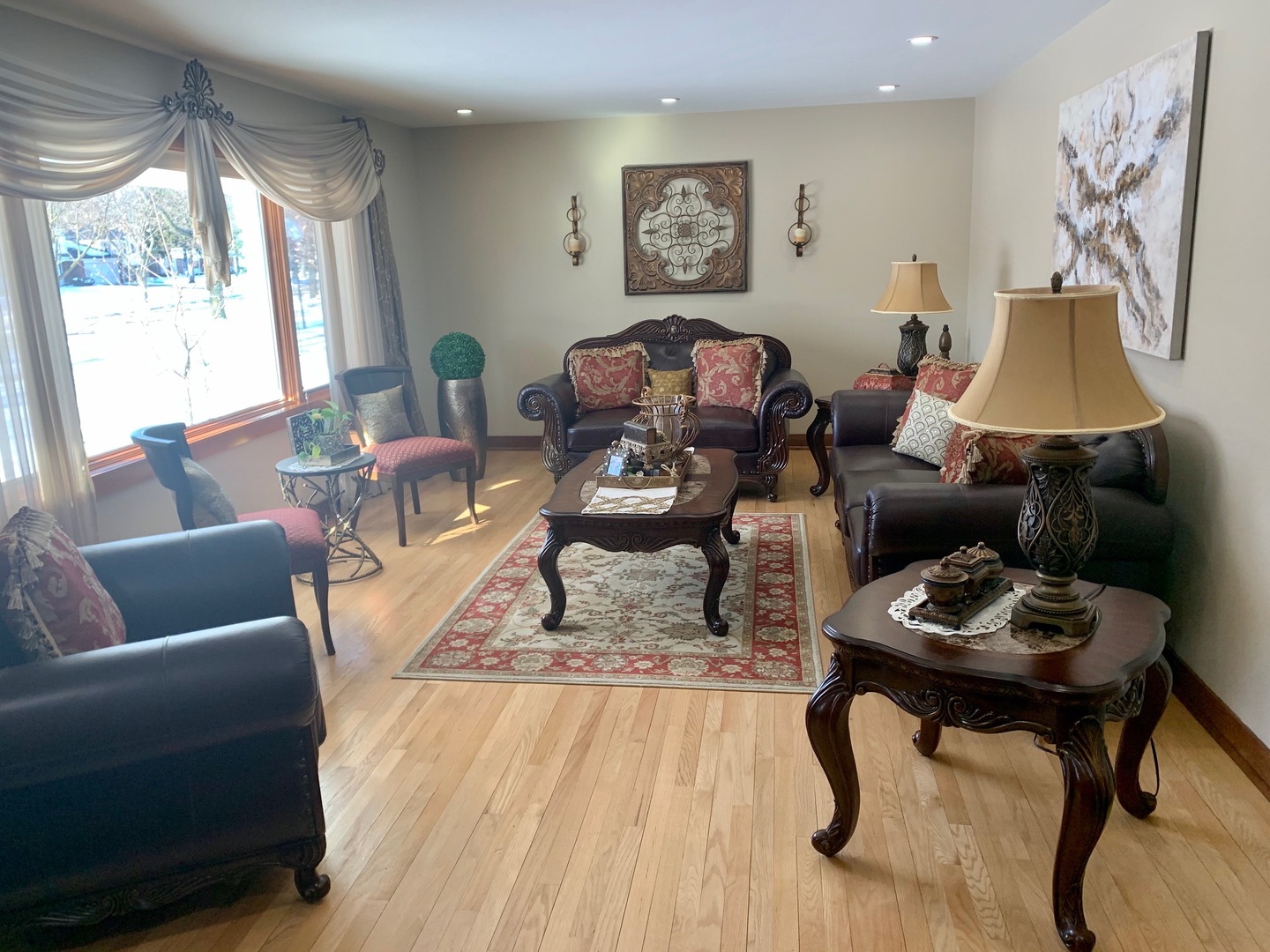 1955 Clover Road Northbrook, IL 60062 - Photo 3 of 20
