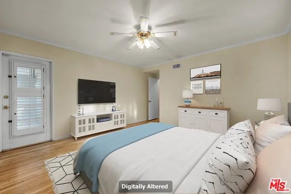 $9,500 | 125 South Saltair Avenue, Los Angeles, CA 90049
