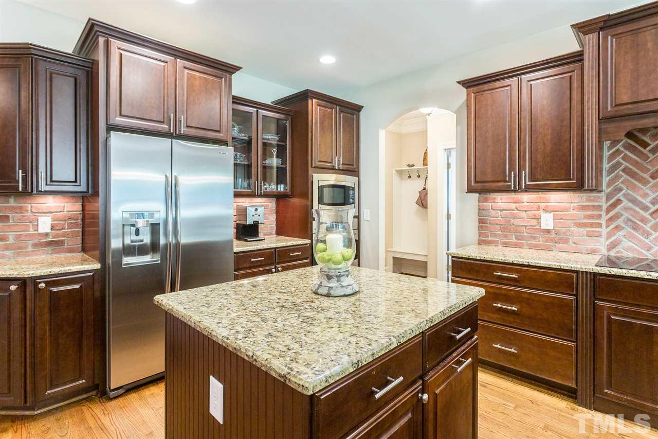 7301 Ridgeline Drive Raleigh, NC 27613 - Photo 18 of 30