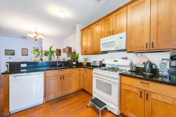 $669,000 | 9 Cliff Road, Unit D3, Woodland Park, NJ 07424