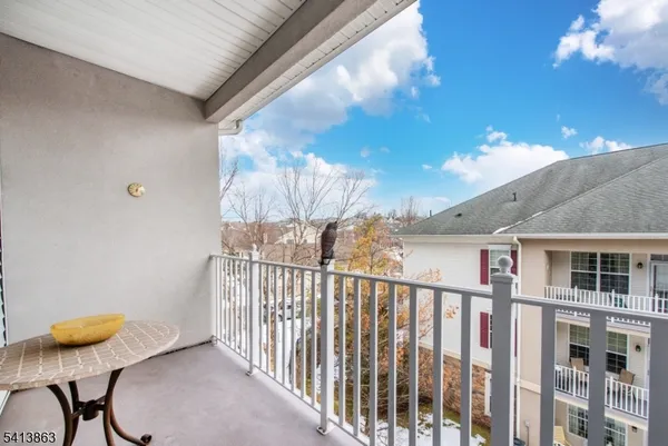 $669,000 | 9 Cliff Road, Unit D3, Woodland Park, NJ 07424