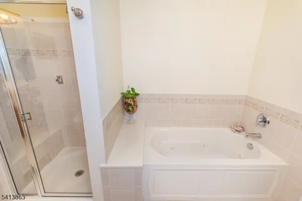 $669,000 | 9 Cliff Road, Unit D3, Woodland Park, NJ 07424